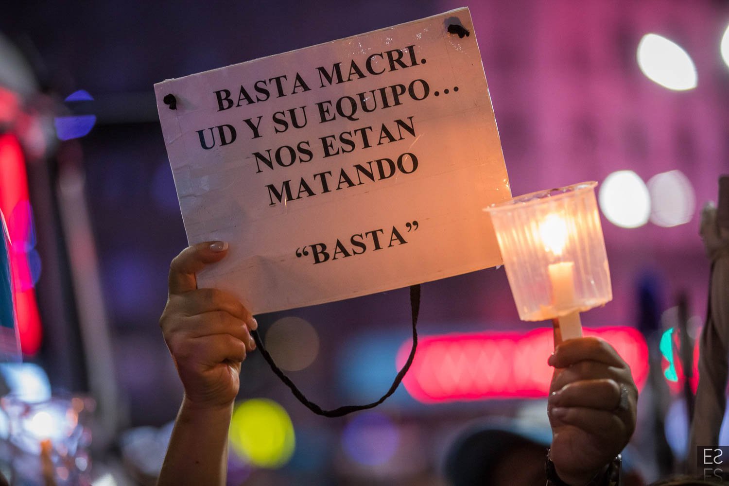 Fotografía de Estanislao Santos: Cobertura de acto político multitudinario